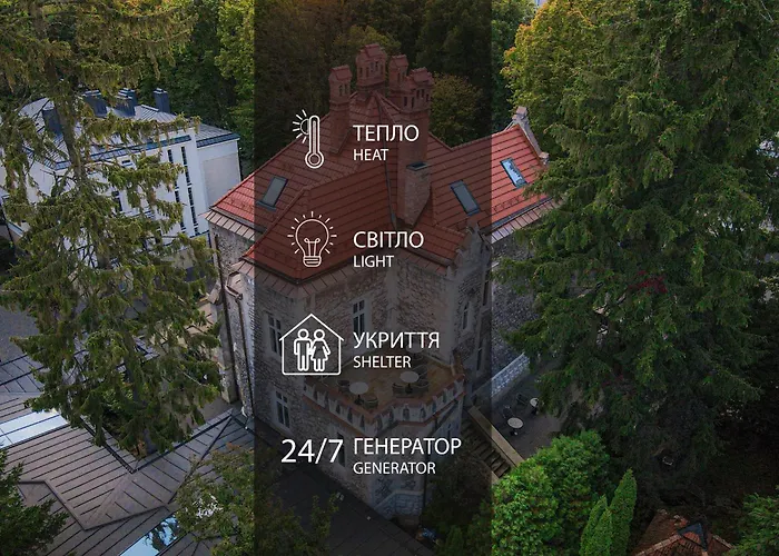 Lion'S CastleГотель